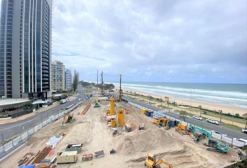 Апартаменты 2 Спальни, Hi Surf Beachfront Resort Apartments