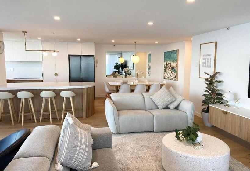 Апартаменты 2 Спальни Вид на Море, Hi Surf Beachfront Resort Apartments