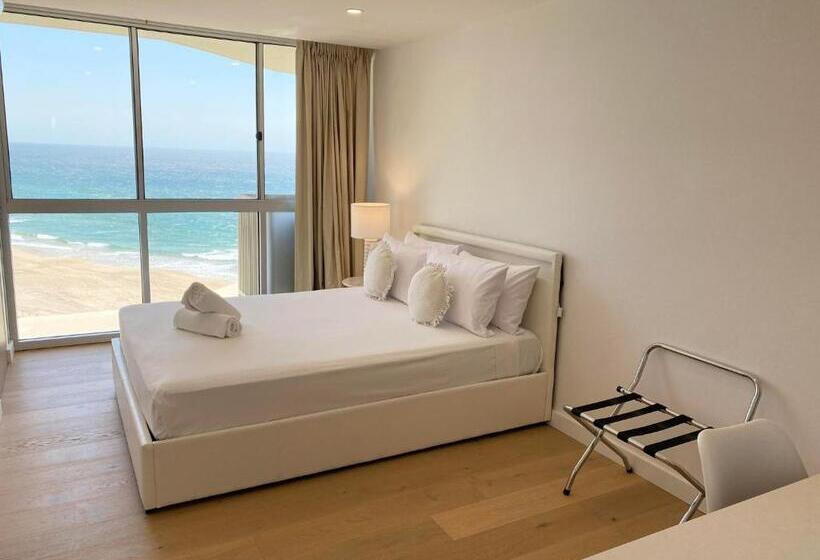 带2个卧室带海景的公寓, Hi Surf Beachfront Resort Apartments