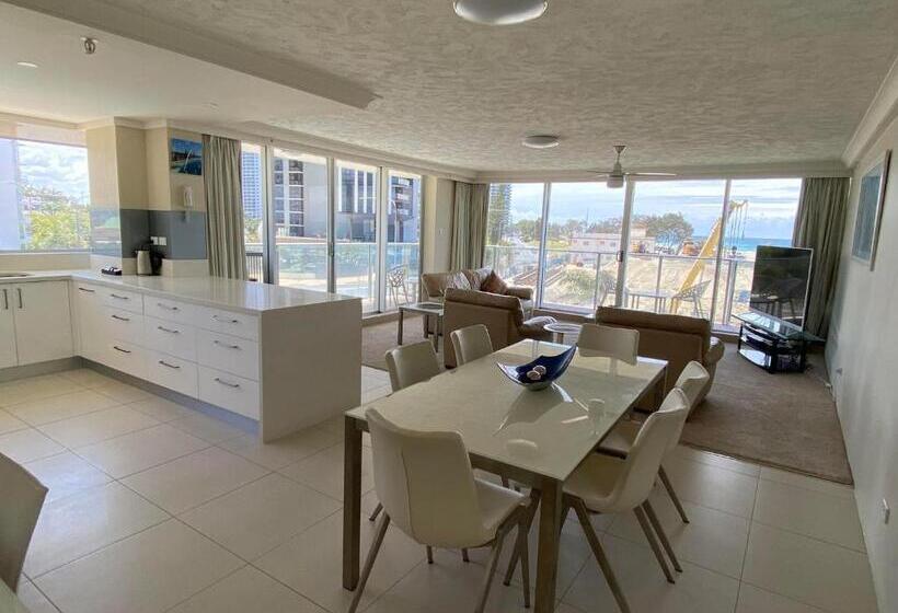 Апартаменты 2 Спальни, Hi Surf Beachfront Resort Apartments