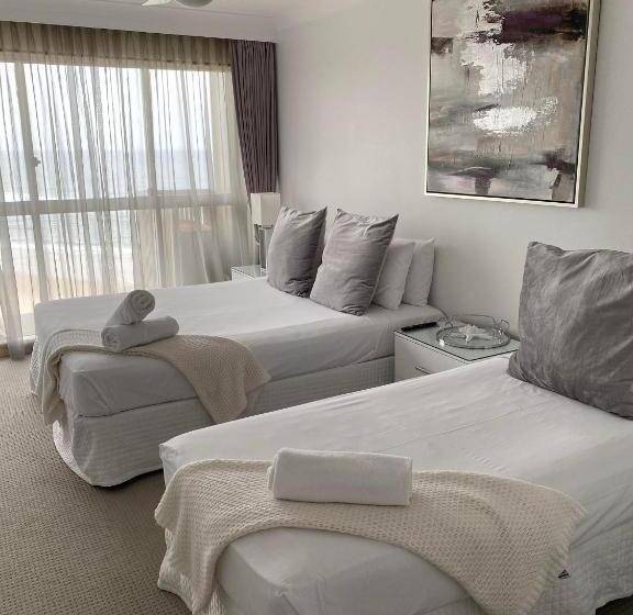 Апартаменты 2 Спальни Вид на Море, Hi Surf Beachfront Resort Apartments