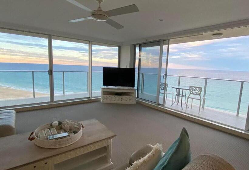 Апартаменты 2 Спальни Вид на Море, Hi Surf Beachfront Resort Apartments