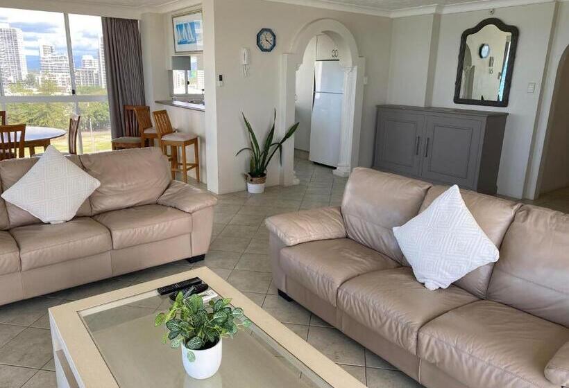 Апартаменты 2 Спальни Вид на Море, Hi Surf Beachfront Resort Apartments