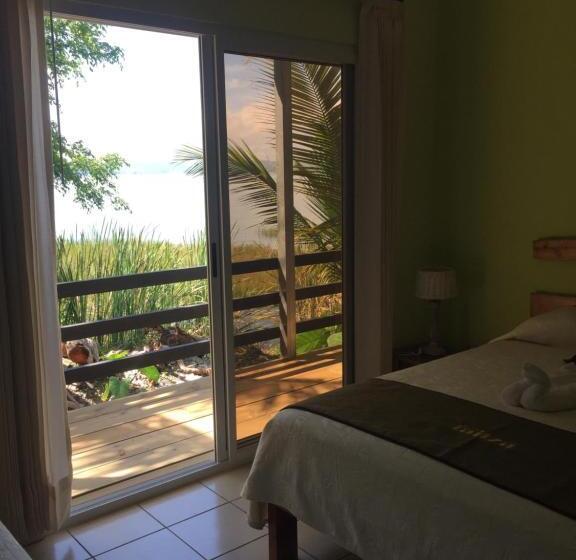 سوییت سوپریور, Bahia Taitza