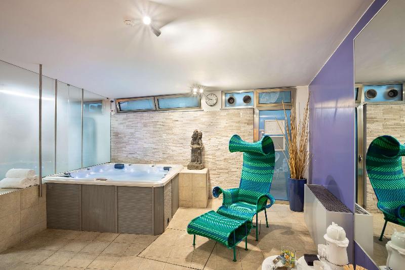 ジュニアスイート, Best Western Plus Executive Hotel And Suites