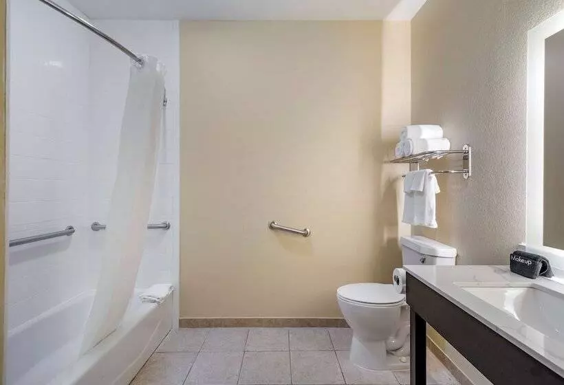身障者適用スイートルーム, Best Western Plus Monica Royale Inn & Suites