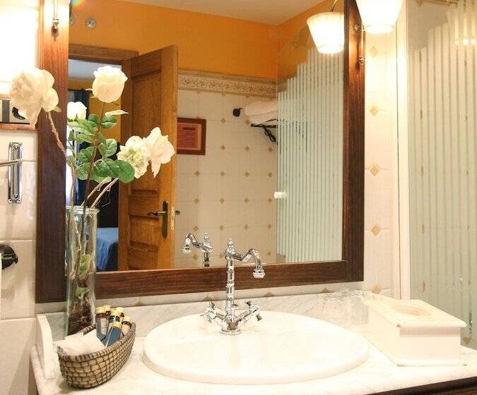 标准间, Casona De Torres