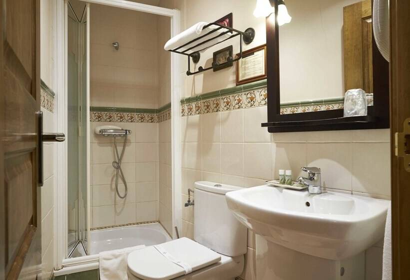 标准单人间, Casona De Torres