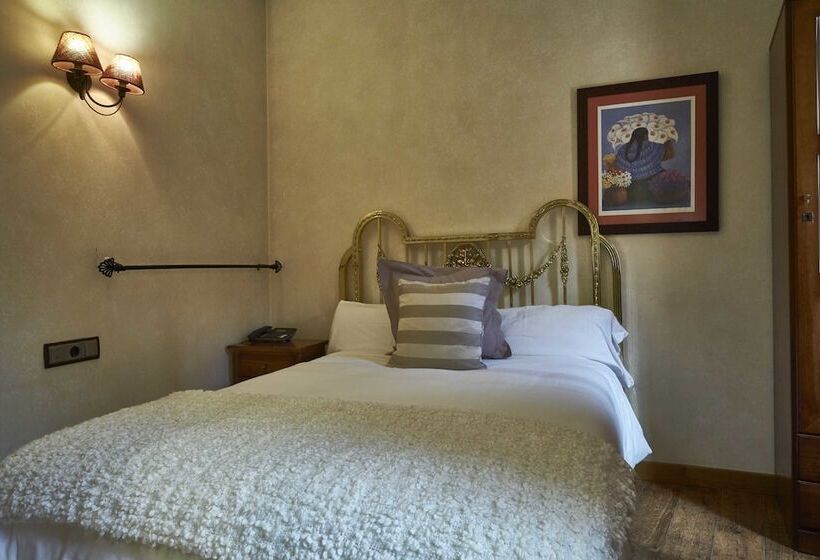 标准单人间, Casona De Torres