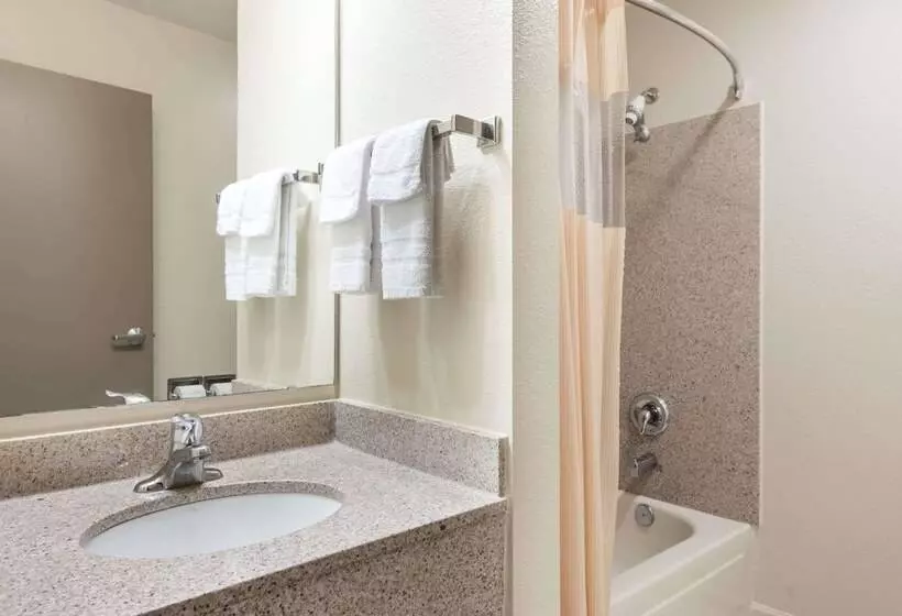 ビジネスルーム, Days Inn By Wyndham St Peters/st Charles