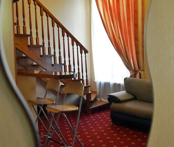 חדר דלוקס, Deluxe