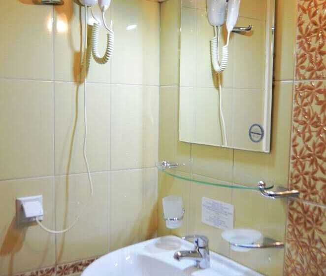 חדר דופלקס, Deluxe