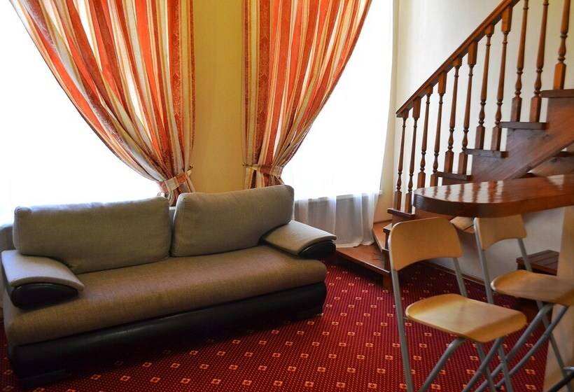 חדר דלוקס, Deluxe