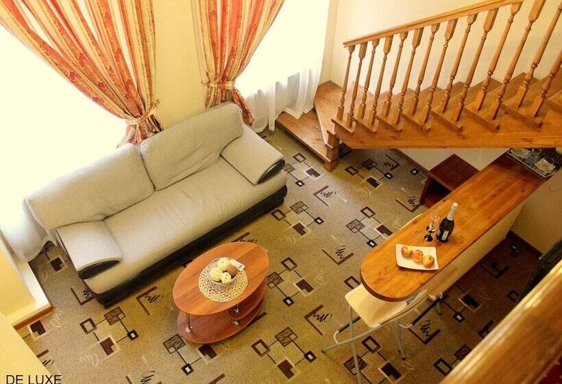 חדר דלוקס, Deluxe