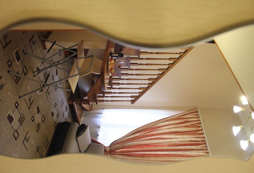 חדר דלוקס, Deluxe