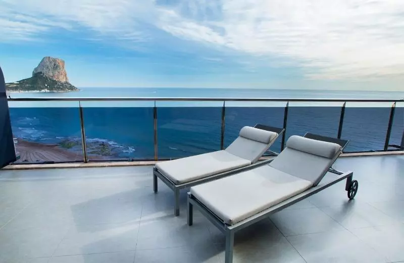 سوییت جونیور, Solymar Gran Hotel