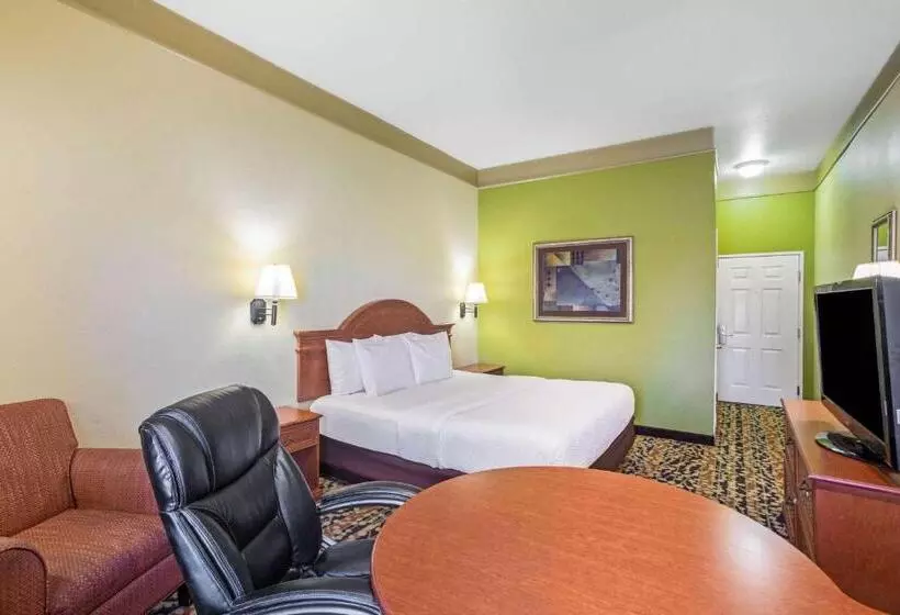 Standard-invahuone King-vuode, La Quinta By Wyndham Belton Temple South