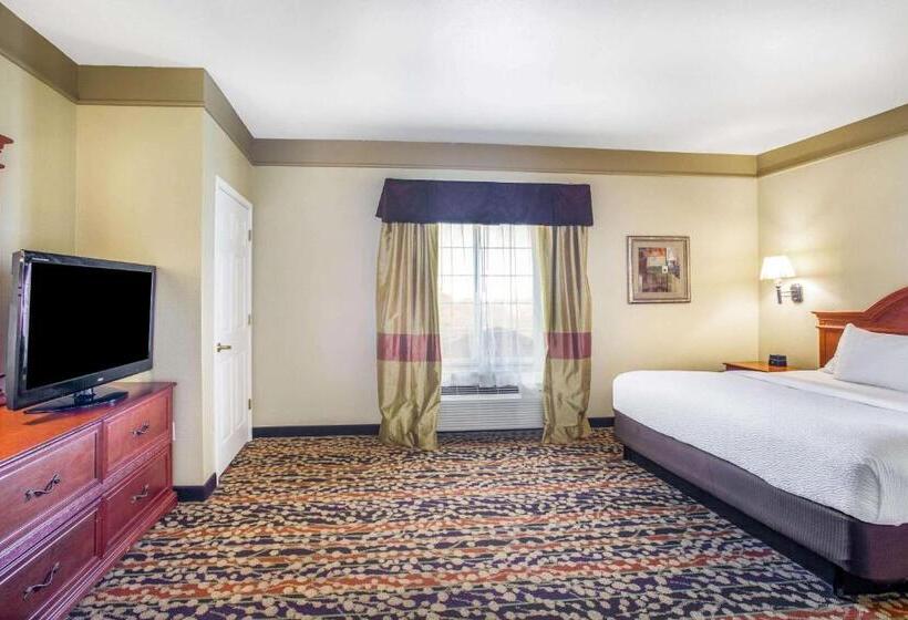 스위트 킹사이즈 침대, La Quinta By Wyndham Belton   Temple South