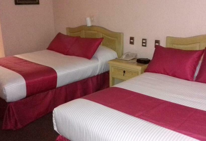 غرفه قياسيه سريرين مزدوجين, Los Arcos