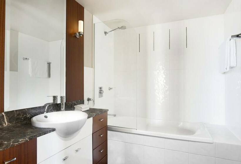 דירת שני חדרים, Mantra Towers Of Chevron