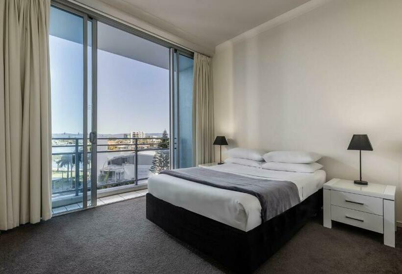 דירת שלושה חדרים, Mantra Towers Of Chevron