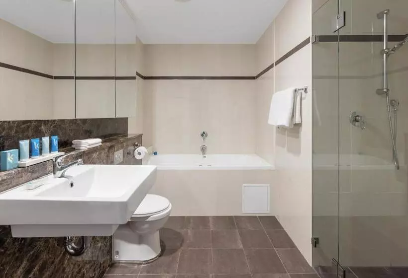 سوئیت دلوکس 2 خوابه, Meriton Suites World Tower, Sydney