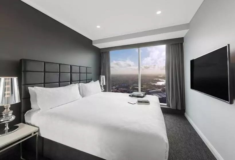 سوئیت دلوکس 3 خوابه, Meriton Suites World Tower, Sydney