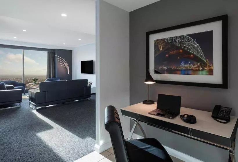 سوئیت دلوکس 3 خوابه, Meriton Suites World Tower, Sydney