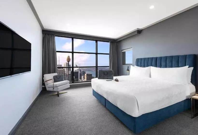 1 Bedroom Penthouse Apartment, Meriton Suites World Tower, Sydney