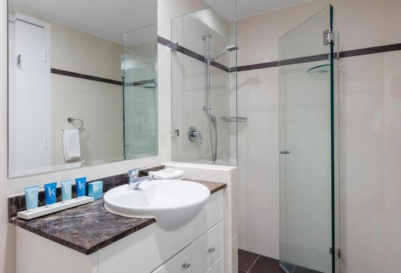 Люкс 3 Спальни, Meriton Suites World Tower, Sydney