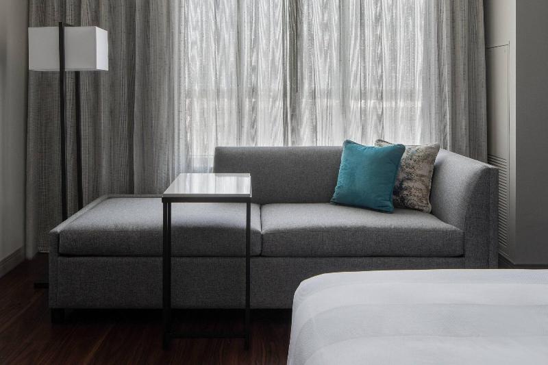 اتاق استاندارد با چشمانداز, New Orleans Marriott Warehouse Arts District