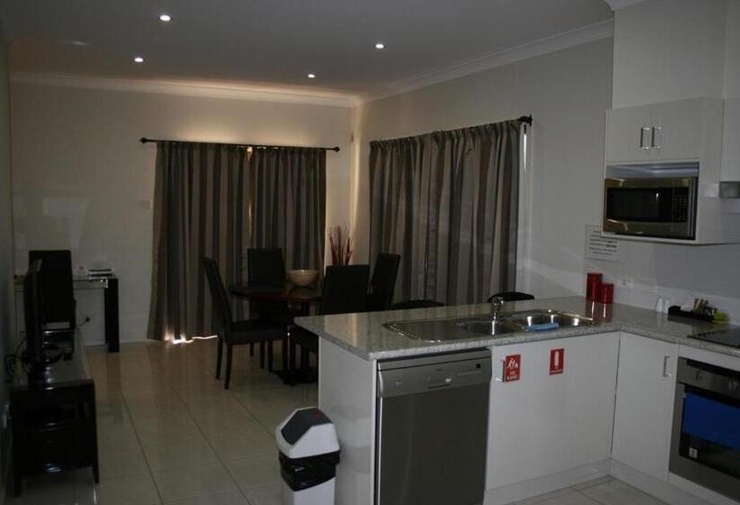 Апартаменты 3 Спальни, Noah's Mid City Motor Inn Muswellbrook