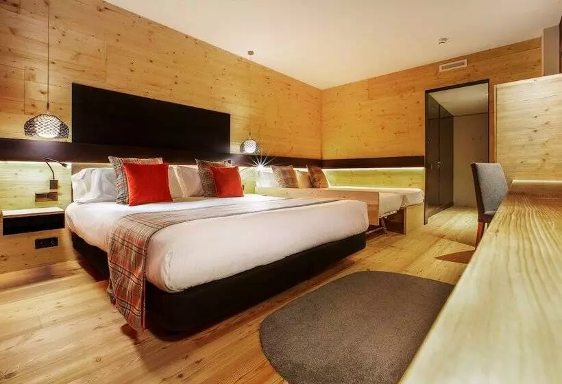 اتاق پریمیوم چهارنفره, Park Piolets Mountainhotel & Spa
