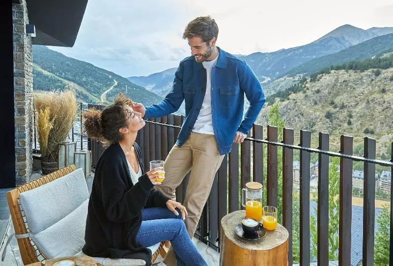اتاق لوکس سه تخته, Park Piolets Mountainhotel & Spa