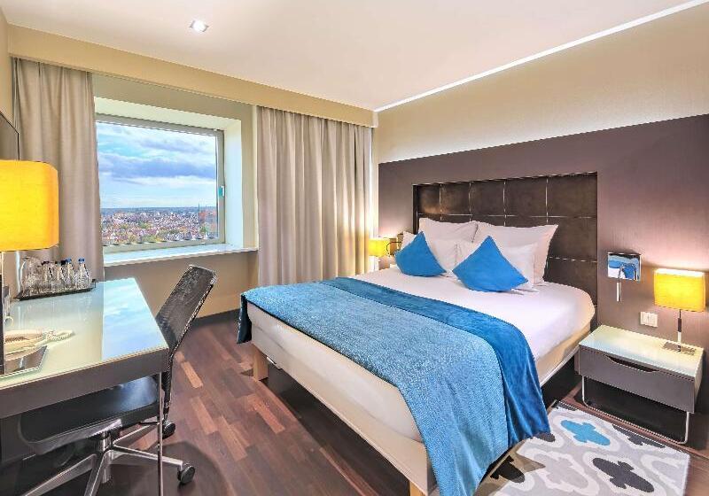 غرفة قياسية سرير كينج, Quality Inn