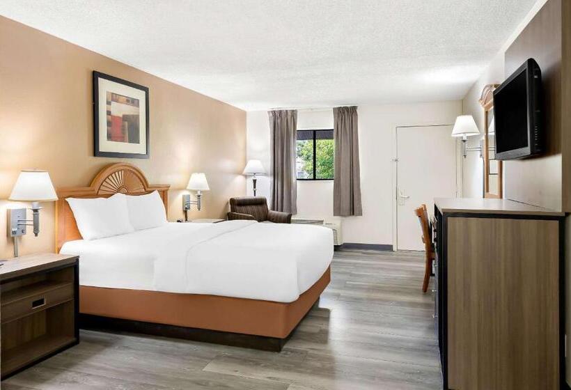 Номер Стандарт, Quality Inn