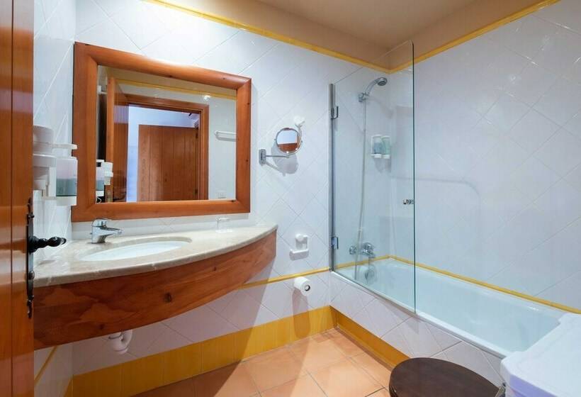 Номер Стандарт, Finca Son Roig by Valentin