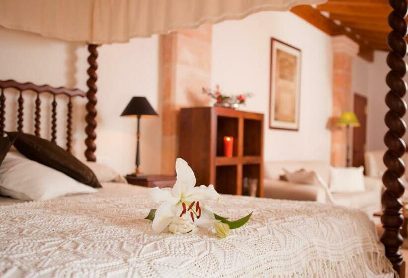 Полулюкс, Finca Son Roig by Valentin