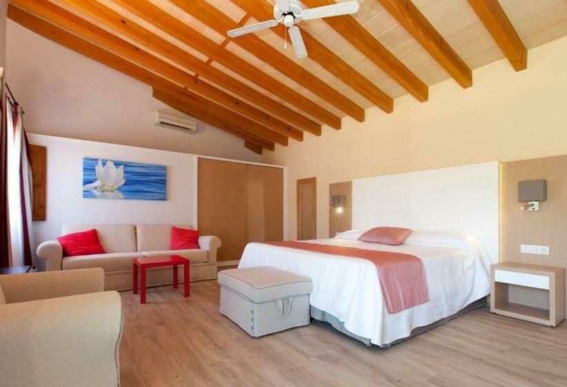 Полулюкс, Finca Son Roig by Valentin