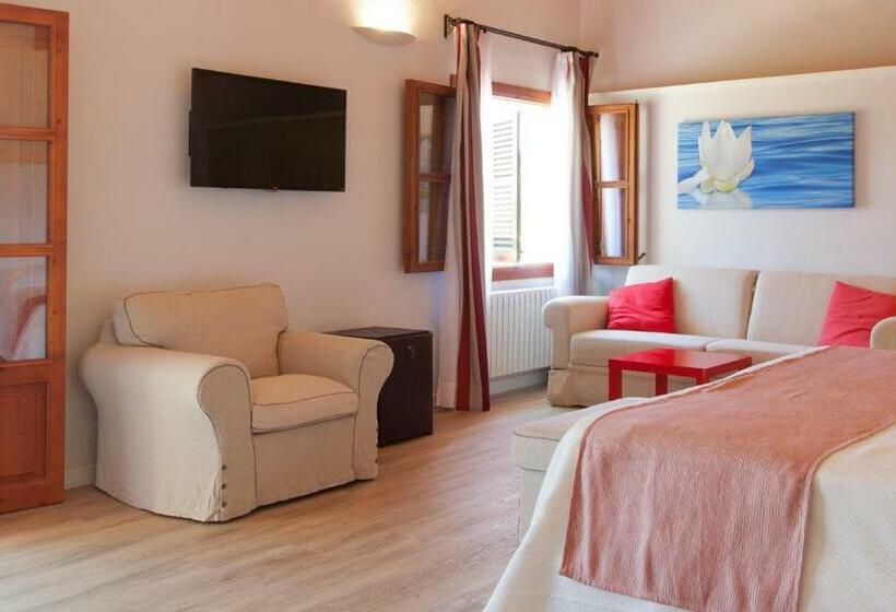 Полулюкс, Finca Son Roig by Valentin