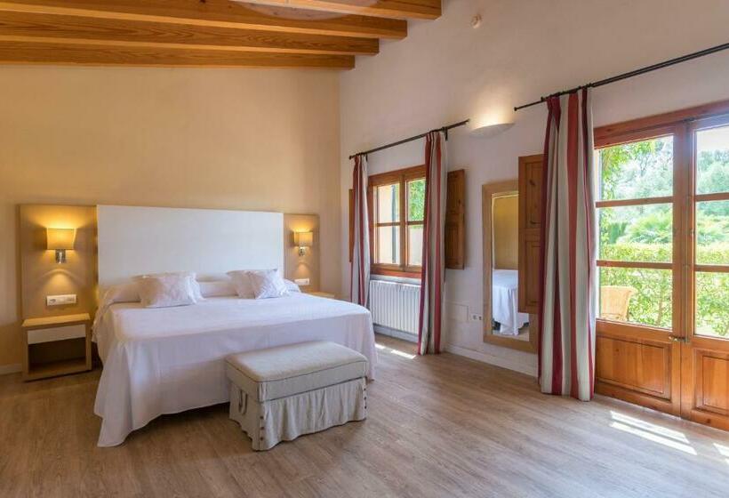 Полулюкс, Finca Son Roig by Valentin