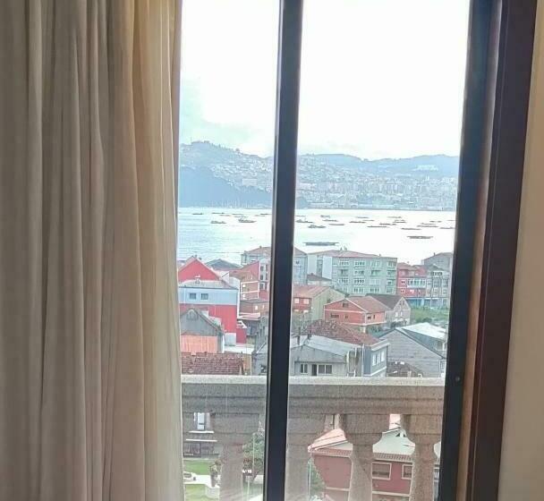 اتاق سوپریور با تخت بزرگ, Bienestar Moaña