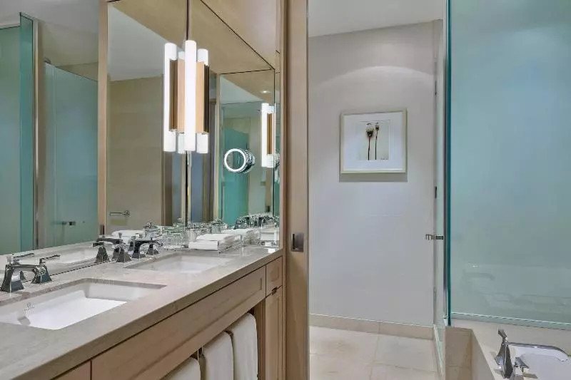 سوئیت با تخت بزرگ, The St. Regis San Francisco