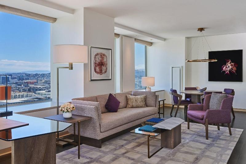 Suite King Size Bed, The St. Regis San Francisco