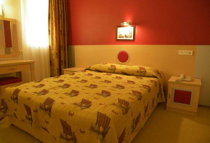 标准间带游泳池, Grand Viking Hotel   All Inclusive