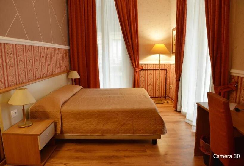 غرفة ديلوكس مزودة بشرفة, Catania Centro Rooms