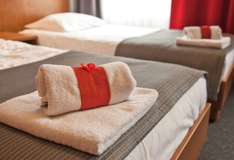 Standard-huone, Alexander