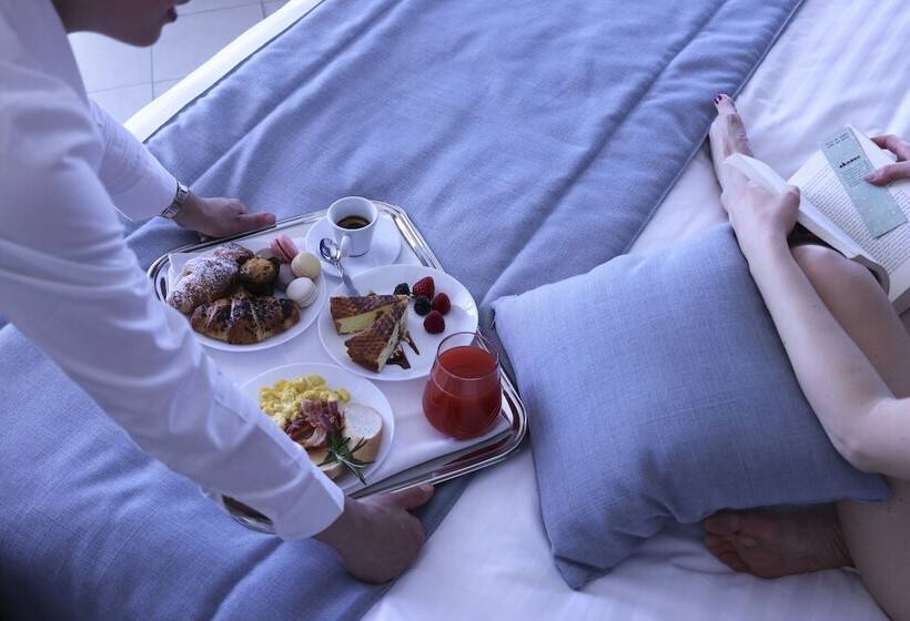 디럭스 룸, Aregai Marina Hotel & Residence