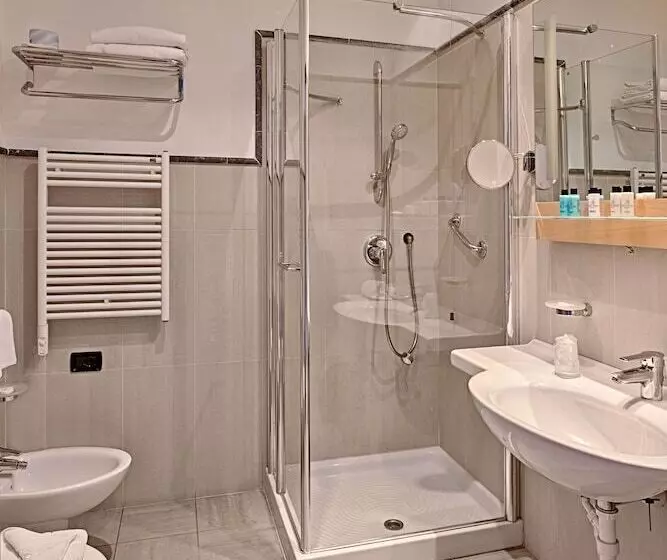 オーシャンビュースイート, Aregai Marina Hotel & Residence
