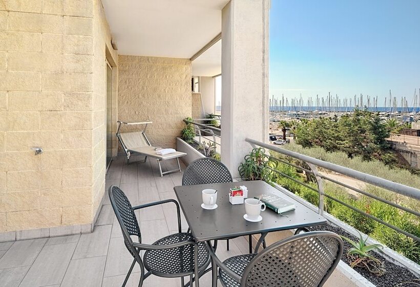 주니어 스위트 측면 바다 전망, Aregai Marina Hotel & Residence